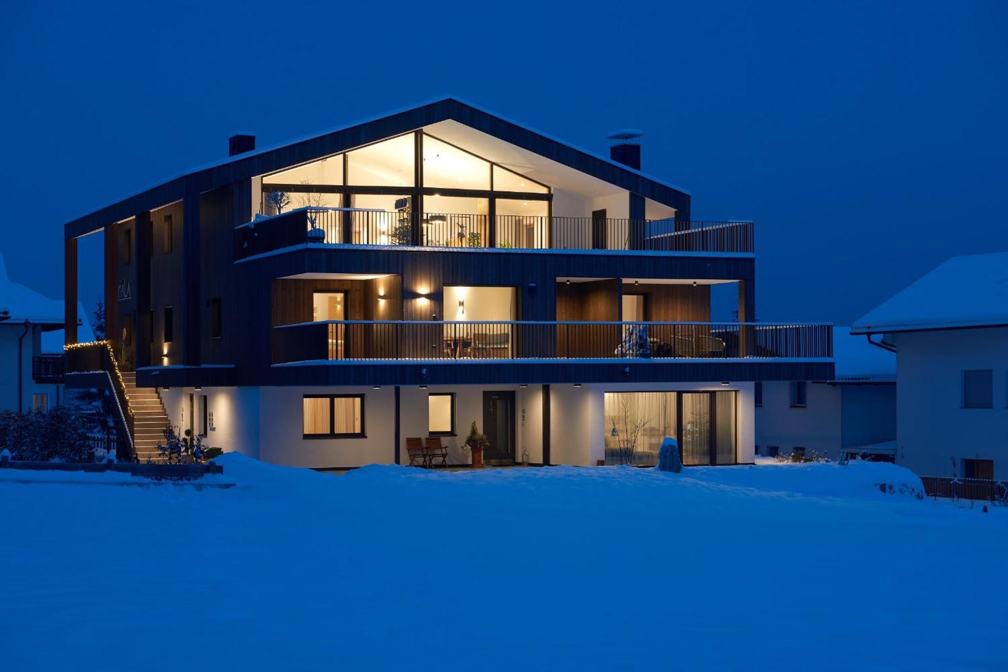 Ariala - Mountain Holiday Home ファルツェス エクステリア 写真